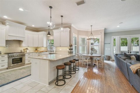 Villa ou maison à vendre à Tampa, Floride: 5 chambres, 289.39 m2 № 1769142 - photo 25