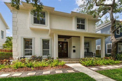 Villa ou maison à vendre à Tampa, Floride: 5 chambres, 289.39 m2 № 1769142 - photo 2