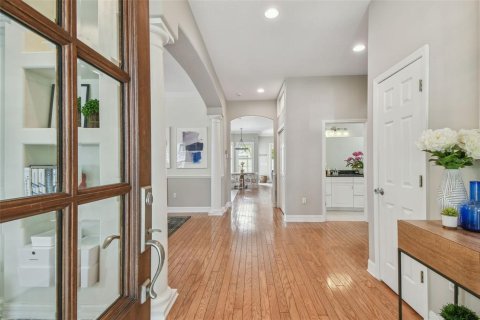 Villa ou maison à vendre à Tampa, Floride: 5 chambres, 289.39 m2 № 1769142 - photo 10