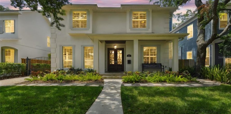 Villa ou maison à Tampa, Floride 5 chambres, 289.39 m2 № 1769142