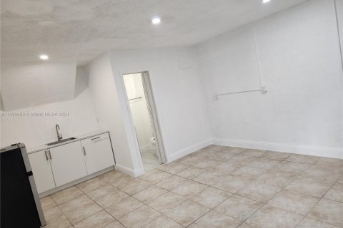 Immobilier commercial à louer à Cutler Bay, Floride: 1 chambre, 46.45 m2 № 1946762 - photo 4