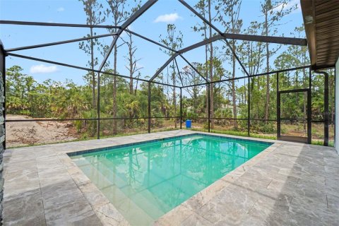 House in Port Charlotte, Florida 3 bedrooms, 138.61 sq.m. № 2151603 - photo 28