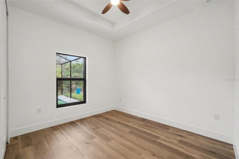 House in Port Charlotte, Florida 3 bedrooms, 138.61 sq.m. № 2151603 - photo 22