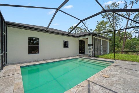 House in Port Charlotte, Florida 3 bedrooms, 138.61 sq.m. № 2151603 - photo 26