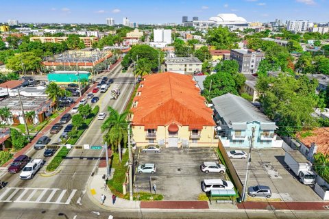 Copropriété à vendre à Miami, Floride: 2 chambres, 92.9 m2 № 1729520 - photo 21
