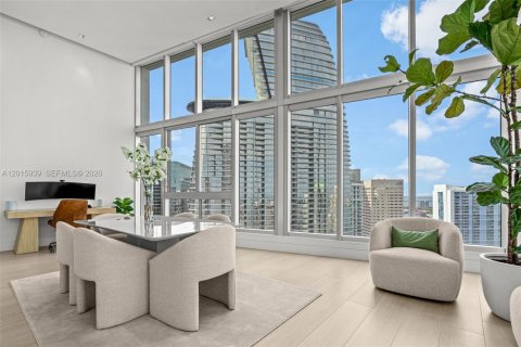 Condominio en venta en Miami, Florida, 3 dormitorios, 169.55 m2 № 2247397 - foto 26