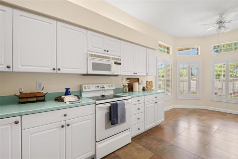 House in Oldsmar, Florida 3 bedrooms, 178.56 sq.m. № 1899978 - photo 13