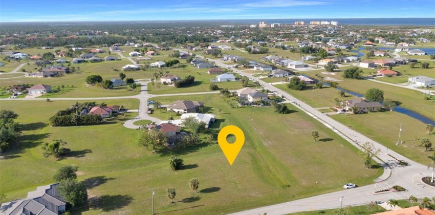 Terreno en Punta Gorda, Florida № 1620361