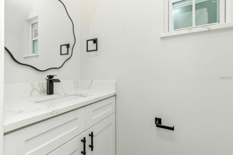 Villa ou maison à vendre à Orlando, Floride: 2 chambres, 124.49 m2 № 2120560 - photo 23