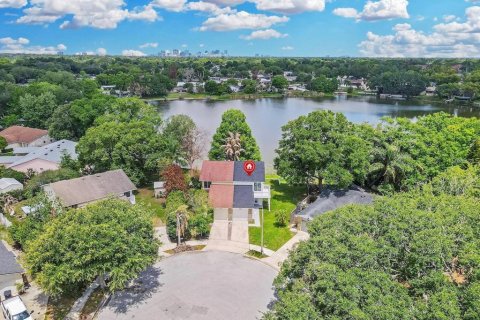 Villa ou maison à vendre à Orlando, Floride: 2 chambres, 124.49 m2 № 2120560 - photo 3