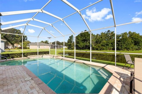 House in Land O' Lakes, Florida 3 bedrooms, 191.94 sq.m. № 1858015 - photo 26