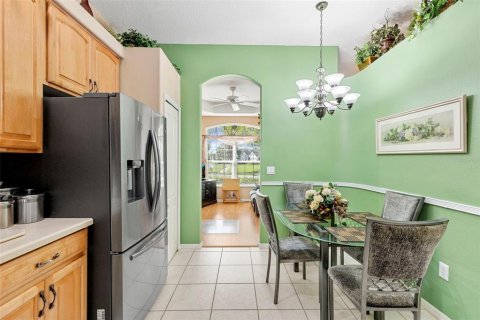 House in Land O' Lakes, Florida 3 bedrooms, 191.94 sq.m. № 1858015 - photo 8