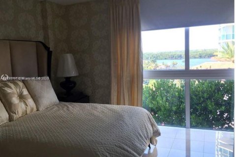 Condo in Sunny Isles Beach, Florida, 3 bedrooms № 2076731 - photo 4