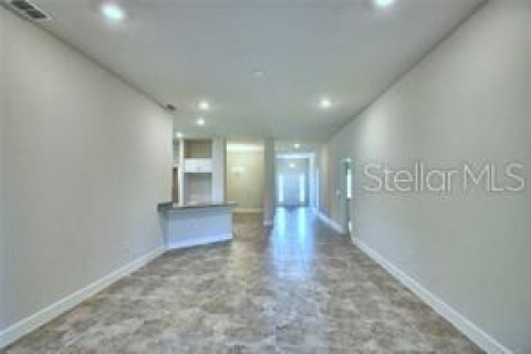 House in Winter Haven, Florida 4 bedrooms, 204.38 sq.m. № 1364598 - photo 7