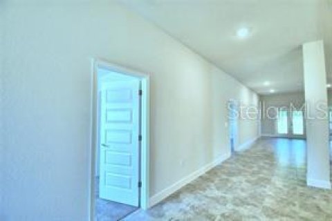 House in Winter Haven, Florida 4 bedrooms, 204.38 sq.m. № 1364598 - photo 5