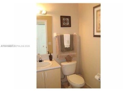 Снять в аренду таунхаус в Хомстед, Флорида 3 спальни, 122.07м2, № 2005186 - фото 7