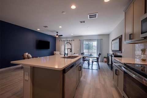 Adosado en venta en Sanford, Florida, 3 dormitorios, 147.44 m2 № 1746573 - foto 8