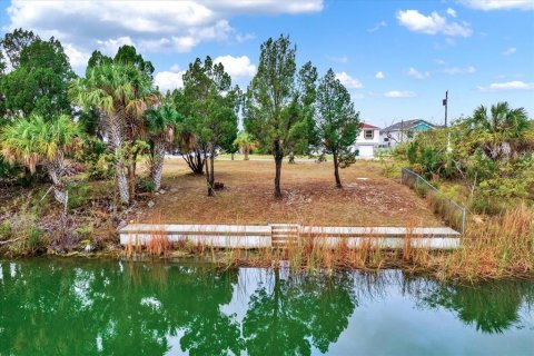 Terreno en venta en Hernando Beach, Florida № 984596 - foto 3