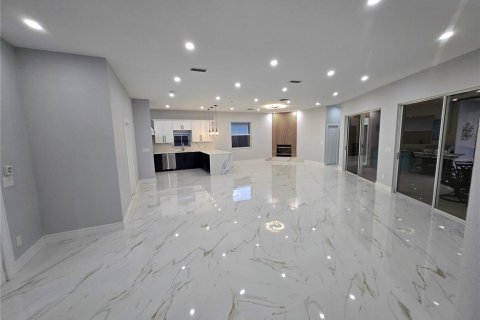 Casa en venta en Safety Harbor, Florida, 3 dormitorios, 191.75 m2 № 1798325 - foto 9