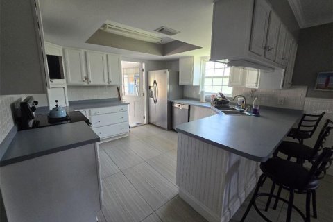 Casa en venta en Cocoa Beach, Florida, 5 dormitorios, 222.97 m2 № 1679112 - foto 15