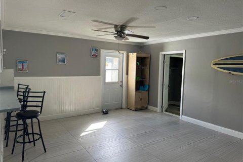 Casa en venta en Cocoa Beach, Florida, 5 dormitorios, 222.97 m2 № 1679112 - foto 17