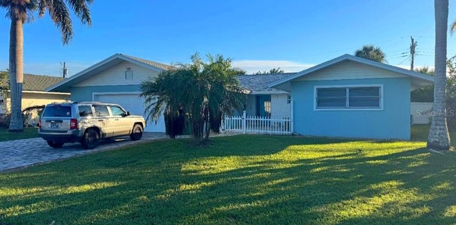 Casa en Cocoa Beach, Florida 5 dormitorios, 222.97 m2 № 1679112