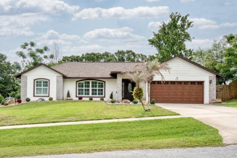 Villa ou maison à vendre à Minneola, Floride: 4 chambres, 186.92 m2 № 2222264 - photo 4