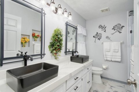 Villa ou maison à vendre à Minneola, Floride: 4 chambres, 186.92 m2 № 2222264 - photo 18