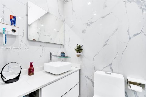 Купить кондоминиум в Хайалиа, Флорида 2 спальни, 89.37м2, № 2056634 - фото 16