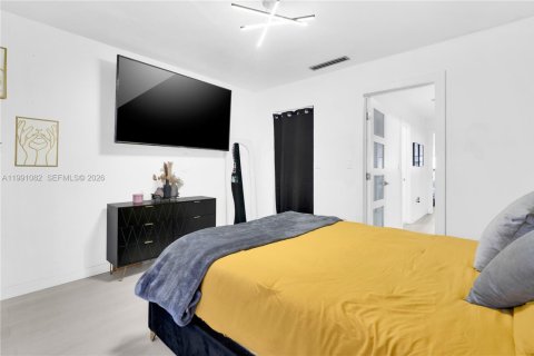 Купить кондоминиум в Хайалиа, Флорида 2 спальни, 89.37м2, № 2056634 - фото 13