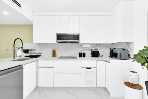 Купить кондоминиум в Хайалиа, Флорида 2 спальни, 89.37м2, № 2056634 - фото 23