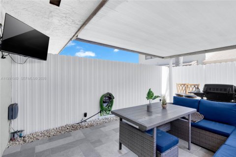 Купить кондоминиум в Хайалиа, Флорида 2 спальни, 89.37м2, № 2056634 - фото 6