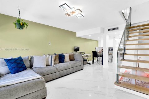 Купить кондоминиум в Хайалиа, Флорида 2 спальни, 89.37м2, № 2056634 - фото 27