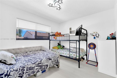 Купить кондоминиум в Хайалиа, Флорида 2 спальни, 89.37м2, № 2056634 - фото 17