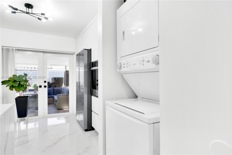 Купить кондоминиум в Хайалиа, Флорида 2 спальни, 89.37м2, № 2056634 - фото 20