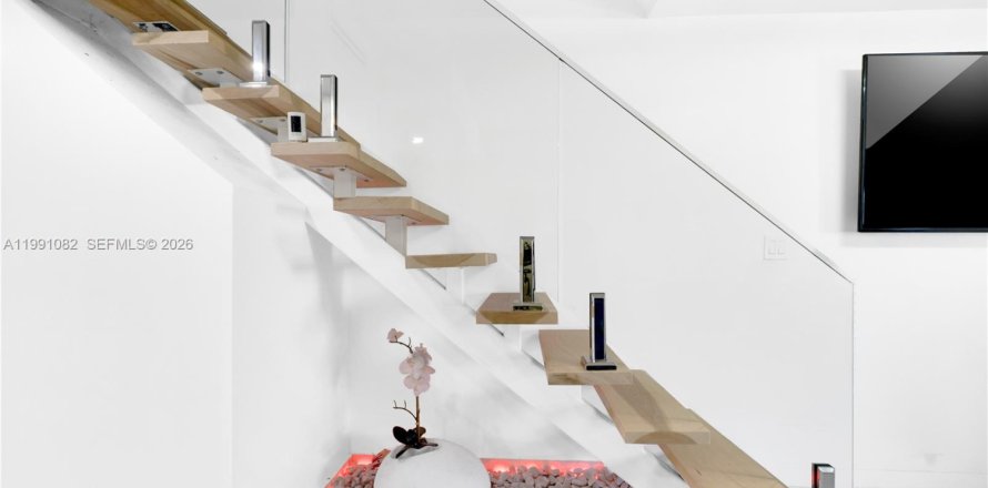 Кондоминиум с 2 спальнями в Хайалиа, Флорида № 2056634