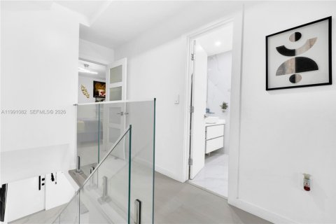 Купить кондоминиум в Хайалиа, Флорида 2 спальни, 89.37м2, № 2056634 - фото 7