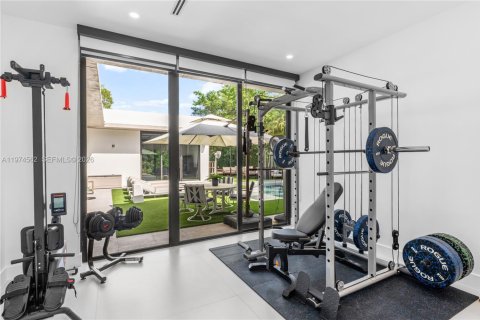 Casa en venta en North Miami, Florida, 4 dormitorios, 298.77 m2 № 2046696 - foto 25