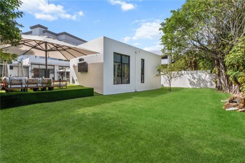 Casa en venta en North Miami, Florida, 4 dormitorios, 298.77 m2 № 2046696 - foto 28