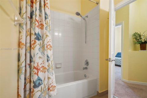 Condominio en venta en Palm Beach Gardens, Florida, 3 dormitorios, 160.35 m2 № 2033469 - foto 20