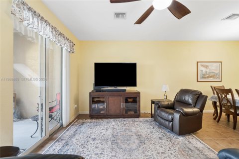 Condominio en venta en Palm Beach Gardens, Florida, 3 dormitorios, 160.35 m2 № 2033469 - foto 10