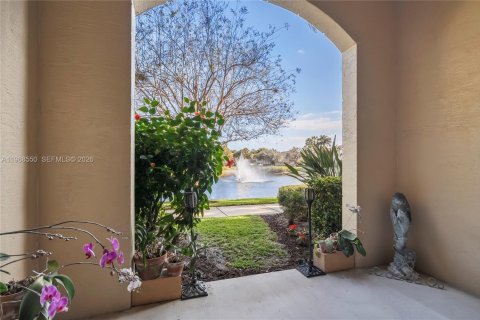 Condominio en venta en Palm Beach Gardens, Florida, 3 dormitorios, 160.35 m2 № 2033469 - foto 3