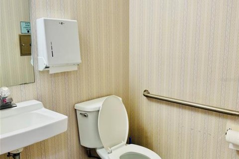 Снять в аренду коммерческую недвижимость в Себринг, Флорида 3981.42м2, № 1782459 - фото 17