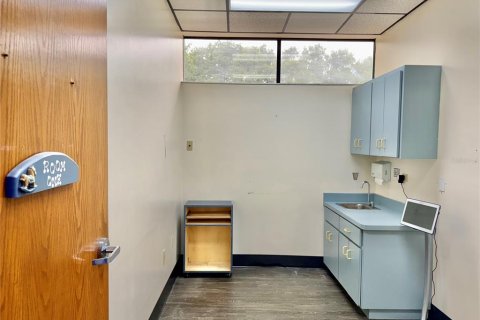 Immobilier commercial à louer à Sebring, Floride: 3981.42 m2 № 1782459 - photo 19