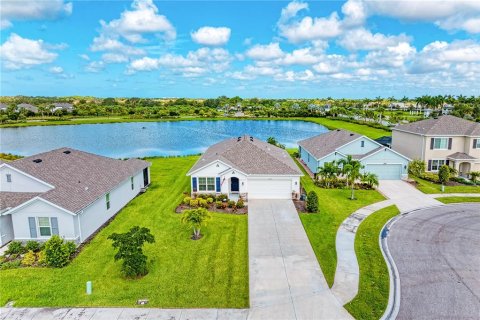 Villa ou maison à Sarasota, Floride 3 chambres, 165.18 m2 № 2096130