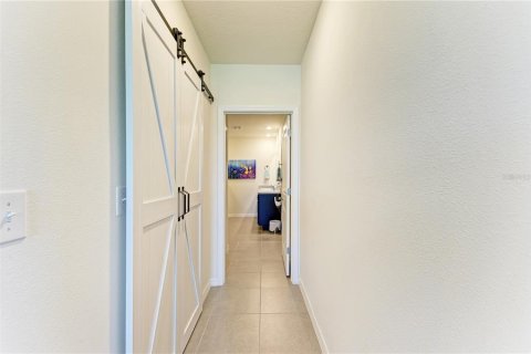 House in Sarasota, Florida 3 bedrooms, 165.18 sq.m. № 2096130 - photo 14