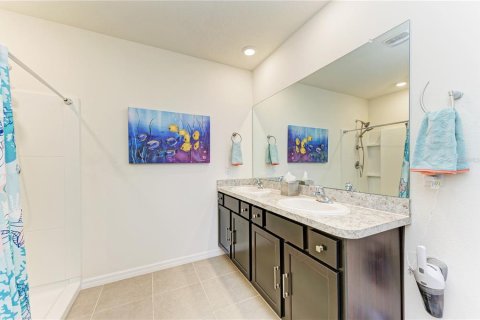 House in Sarasota, Florida 3 bedrooms, 165.18 sq.m. № 2096130 - photo 15