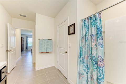 House in Sarasota, Florida 3 bedrooms, 165.18 sq.m. № 2096130 - photo 16
