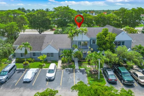 Townhouse in Miami, Florida 2 bedrooms, 118.91 sq.m. № 1832354 - photo 30