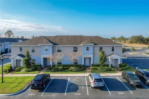 Touwnhouse à vendre à Davenport, Floride: 3 chambres, 149.2 m2 № 1873142 - photo 1